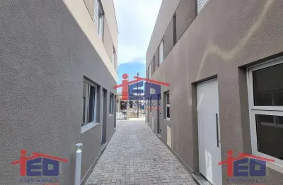 Casa com 2 quartos para alugar na Rua Coral, Mutinga, Osasco