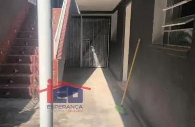 Casa com 2 quartos para alugar na Avenida Cásper Líbero, Vila Osasco, Osasco