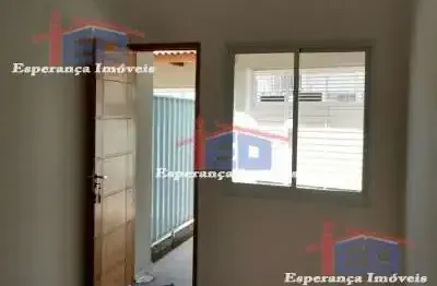 Casa com 2 quartos para alugar na Rua Piracicaba, Veloso, Osasco