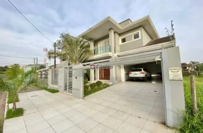 Excelente sobrado c/ 03 dormitórios (03 suítes) no moinhos de vento