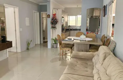 Excelente sobrado c/ 04 dormitórios no bairro igara em canoas