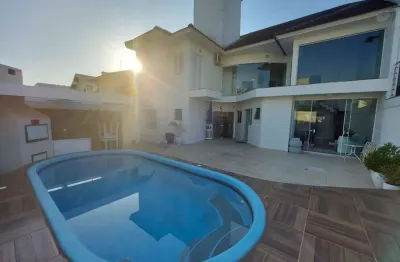 Casa com 4 quartos à venda no Moinhos De Vento, Canoas 