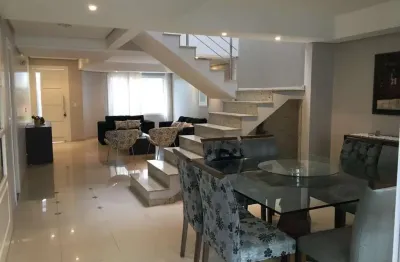 Casa com 4 quartos à venda no Mont Serrat, Canoas 