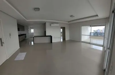 Apartamento com 03 suítes e 03 vagas de garagem no condomínio solar da praça ii no centro de canoas
