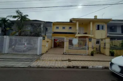 Casa com 5 quartos à venda na Rua País de Gales, 76, Moinhos De Vento, Canoas