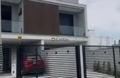 Sobrado 3 suítes à venda no bairro igara (loteamento morada do campus)