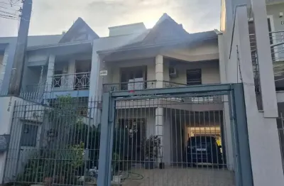 Sobrado mobiliado com 03 dormitórios e suíte bairro bela vista