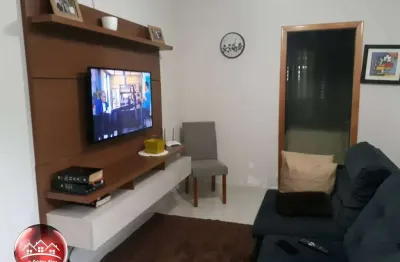 Casa geminada no vale verde - rua boa - 2 dormitórios e garagem 2 vagas.