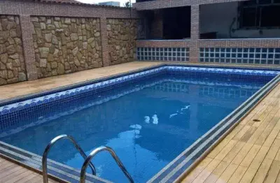 Casa com piscina em ótimo local da vila nova - casa reformada.