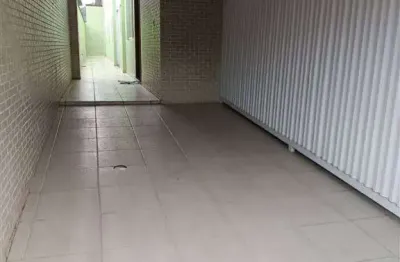 Casa baixa com garagem individual com  1 vaga - 3 dormitórios e 1 suíte - 75m² - localizada na rua dom pedro ii - vila nova - r$420.000 - só a vista.