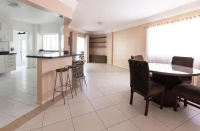 Apartamento 2 suítes para locação anual no bairro centro em balneário camboriú