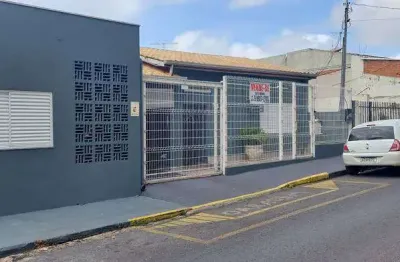 Maravilhosa casa térrea com piscina 4 quartos 2 suites em goiabeiras - cuiabá - mt