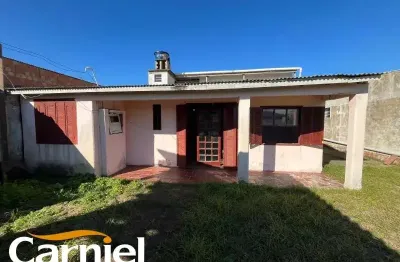 Ampla casa com anexo!!!! o7 dormitórios!!!! 100 mts do mar!!!!