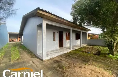 Ótima residência 03 dormitórios, com suíte e anexo - região do posto de saúde 24 hs