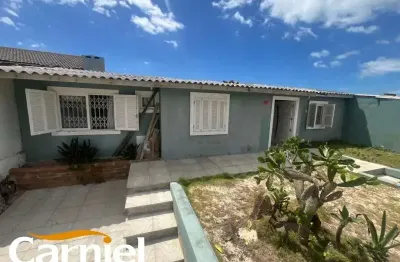 O4 dormitórios!!!! pé na areia!!!! saida direto para o mar!!!!