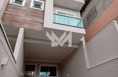 Sobrado de 145m² com 3 quartos sendo 1 suíte e 2 vagas para venda no jardim brasil