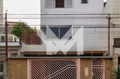 Sobrado com 5 quartos sendo 3 suítes e 5 vagas para locação no jardim japão