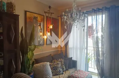 Apartamento de 47m² com 2 quartos e vaga de garagem à venda no bom retiro