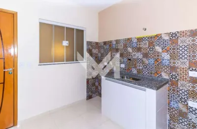 Apartamento de 40m² com 2 quartos para locação na vila maria