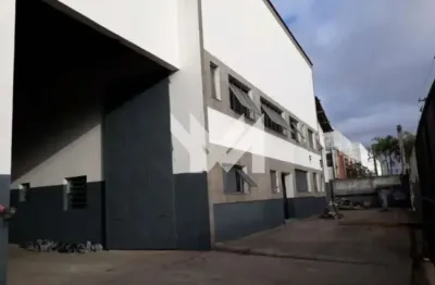 Galpão de 2.250m² com plataforma para locação em guarulhos