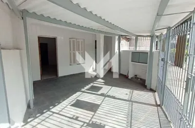 Casa com 3 quartos para alugar na Avenida Nadir Dias de Figueiredo, 1556, Vila Maria Baixa, São Paulo