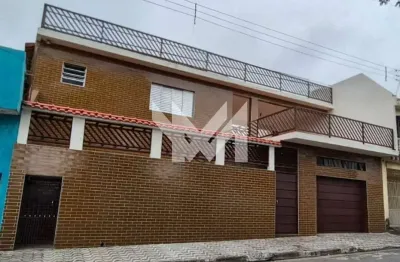 Oportunidade de locação em guarulhos com 3 quartos uma suíte e garagem para 6 carros