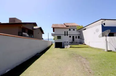 Casa com 5 quartos para alugar na Av. Gov. Celso Ramos, 1825, Centro, Porto Belo