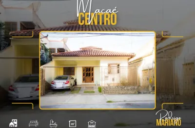 Vendo excelente casa linear com 3 dormitórios no centro de macaé