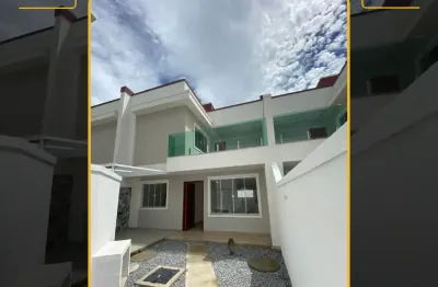 Vendo maravilhosa casa com 3 dormitórios no ouro verde em rio das ostras