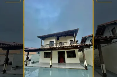 Vendo linda casa com 5 dormitórios no visconde em macaé