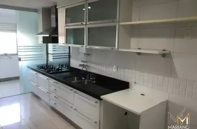 Vendo lindo apartamento com 3 quartos e 3 banheirtos  na glória em macaé