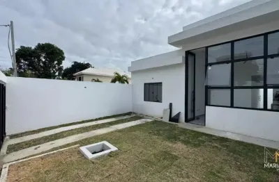 Vendo linda casa com 3 dormitórios naa extensão do bosque em rio das ostras