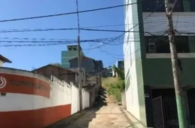 Vendo maravilhoso  terreno com 200 mts  no novo cavaleiro em macaé r