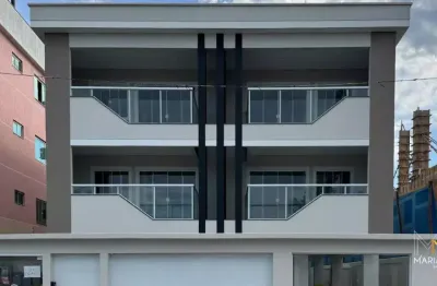 Vendo lindo apartamento com 2 dormitórios em costa azul em rio das ostras