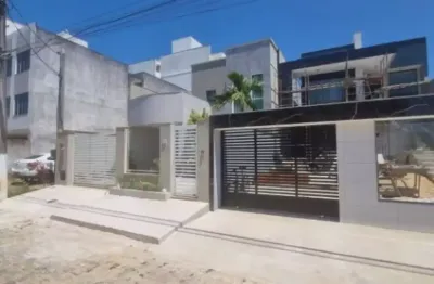 Vendo maravilhosa casa com 3 dormitórios no jardim guanabara em macaé