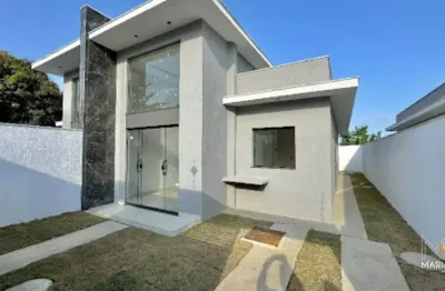Vendo linda casa com 3 dormitórios no serramar em rio das ostras