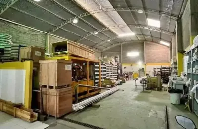 Vendo ótimo galpão de 450 mt no mar do norte em rio das ostras rj