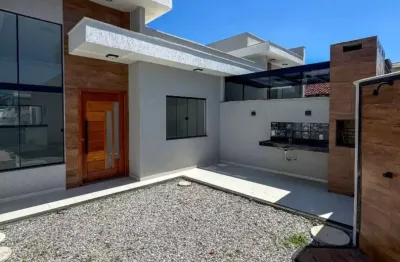 Vendo maravilhosa casa com 2 dormitórios no jardim campomar  em rio das ostras