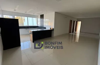 Apartamento novo com aprox. 140m²,  sol da manhã e 02 vagas de garagem!
