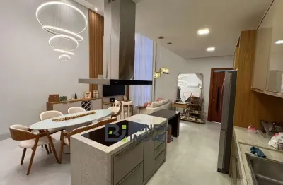 Casa de Alto Padrão com Energia Fotovoltaica e Piscina Aquecida