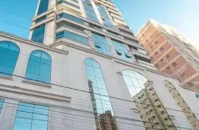 Apartamento com 3 quartos à venda na Rua 252, 475, Meia Praia, Itapema
