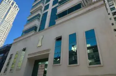 Apartamento com 3 quartos à venda na Rua 283, 50, Meia Praia, Itapema