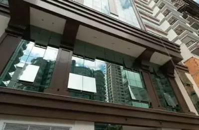 Apartamento com 4 quartos à venda na Rua 317, 110, Meia Praia, Itapema