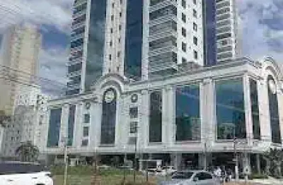 Apartamento com 4 quartos à venda na Rua 313, 313, Meia Praia, Itapema