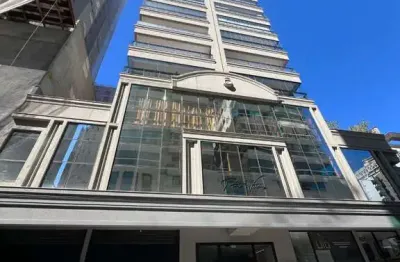 Apartamento com 3 quartos à venda na Rua 288, 329, Meia Praia, Itapema