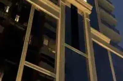 Apartamento com 3 quartos à venda na Rua 319, 332, Meia Praia, Itapema