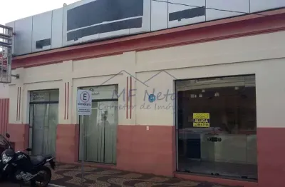 Casa comercial para alugar na Rua Duque de Caxias, 1846, Centro, Pirassununga