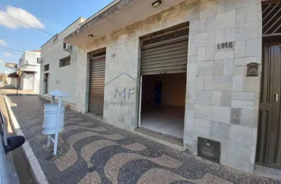 Sala comercial para alugar na Rua 15 de Novembro, 1918, Centro, Pirassununga