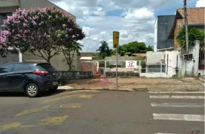 Terreno à venda na Rua Equador, 98, Centro, Cambé