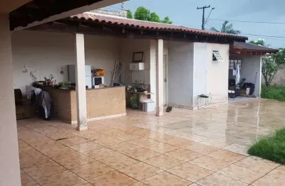 Casa com 2 quartos à venda na Rua Ibrahim el Haouli, 91, Jardim Santa Mônica, Cambé